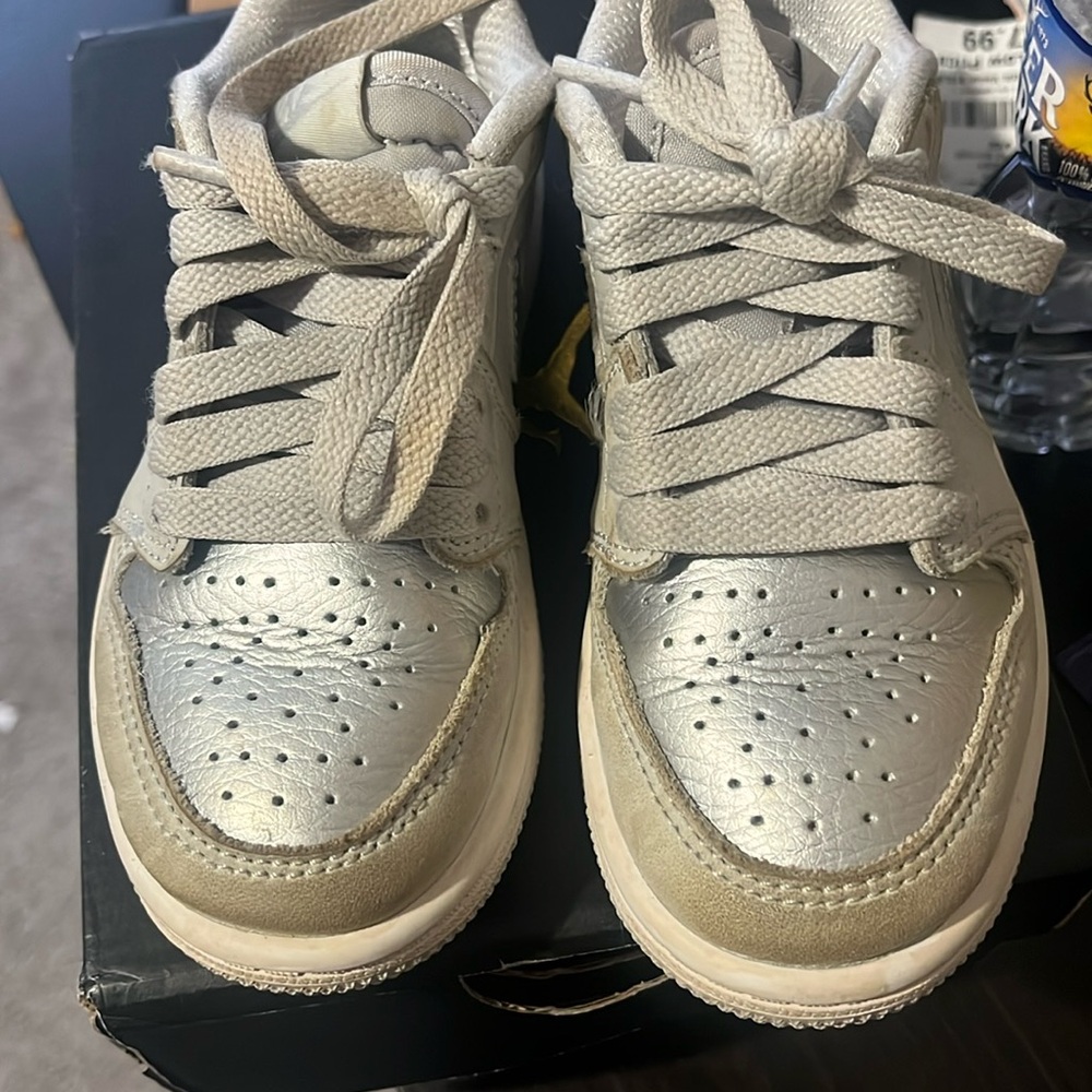 Jordan 1 - Picture 2 of 4